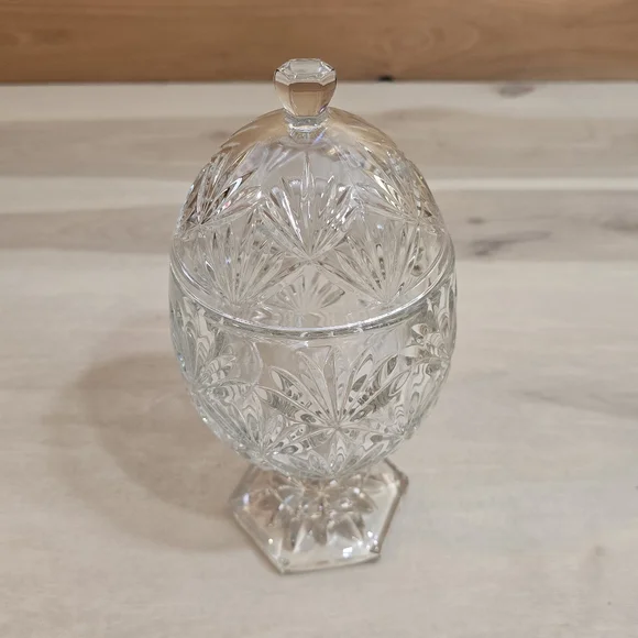 Vintage Egg Shape Cut Crystal Glass Candy Dish With Lid 8.5" Gorgeous - Picture 6 of 15